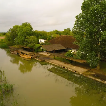 Bobocel Гостевой дом