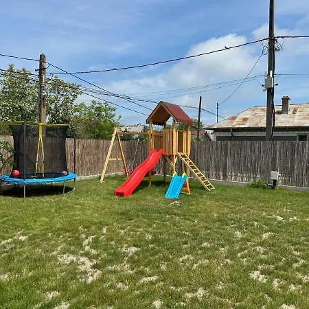 Bobocel スフントゥ・ゲオルゲ